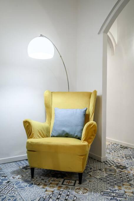 Le Finestre Sul Borgo 2 Apartment Parma Luaran gambar